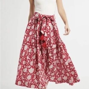 Mille Francoise floral skirt. Red and white with belt. Size small.